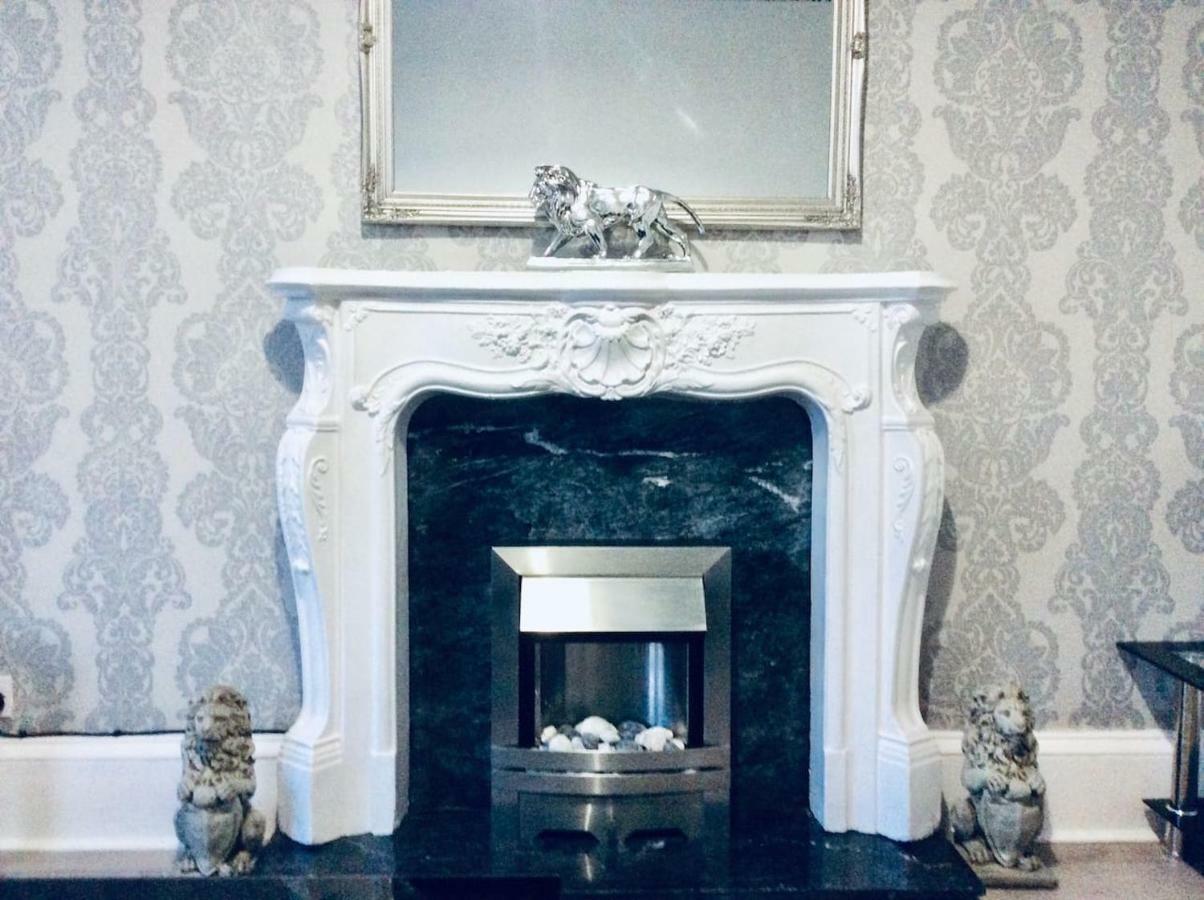 The Lion'S Den On Royal Street Apartment Gourock Exterior foto